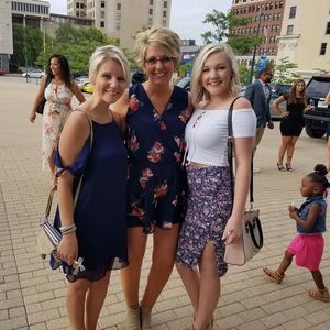 Meet your Posher, Cindi stone